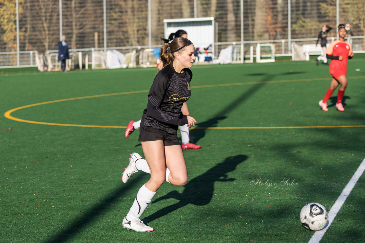 Bild 343 - wBJ VfL Pinneberg2 - Eimsbuttler TV 3 : Ergebnis: 5:0